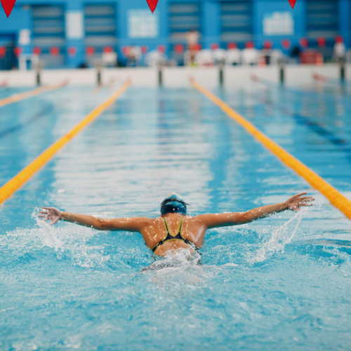 Schwimmen für die Figur: Gezieltes Muskeltraining im Wasser